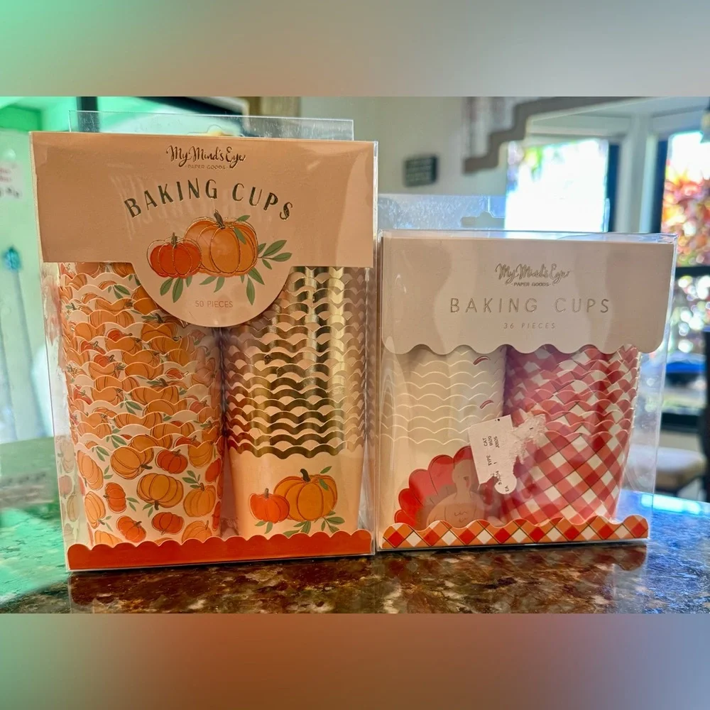Fall themed baking cups